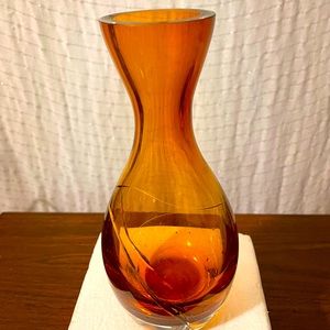 “CRATE & BARREL” DIVA VASE TOPAZ..POLAND GLASS